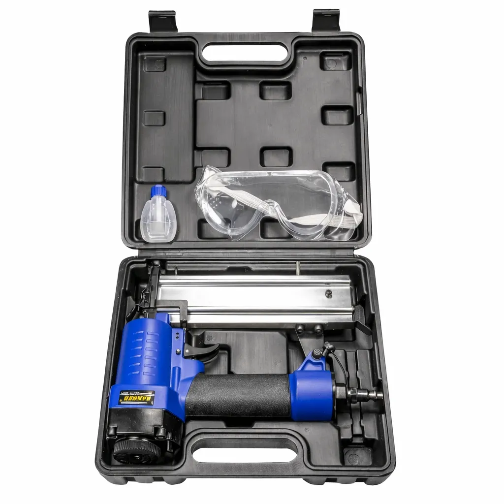 CLAVADORA LIVIANA PARA 100 PUNTILLAS 60-100PSI;55X235X255MM;1.55KG